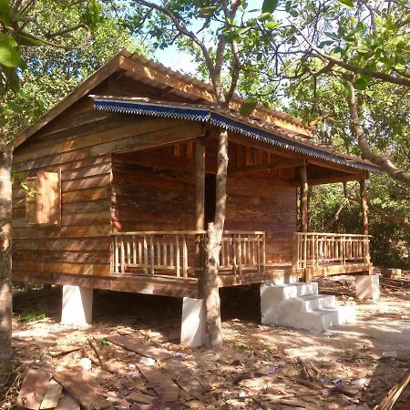 Done Right Hostel Phumi Chrouy Svay Buitenkant foto