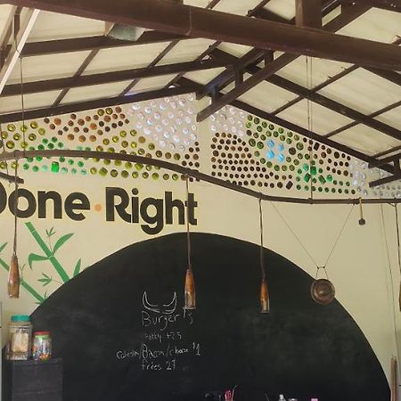 Done Right Hostel Phumi Chrouy Svay Buitenkant foto